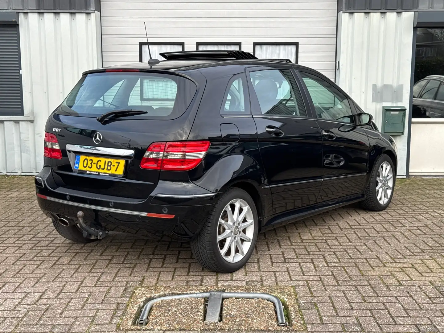 Mercedes-Benz B 200 Pano | Airco | PDC | Stoelverw. Černá - 2