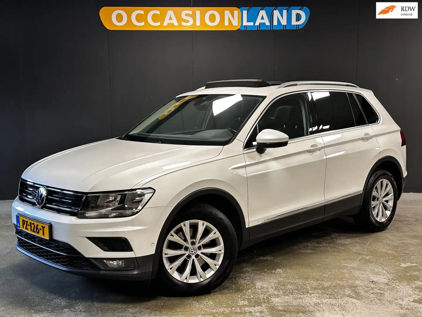 Volkswagen Tiguan 1.4 TSI ACT Comfortline Business|PANO|HUD|ACC|CARP Wit - 1