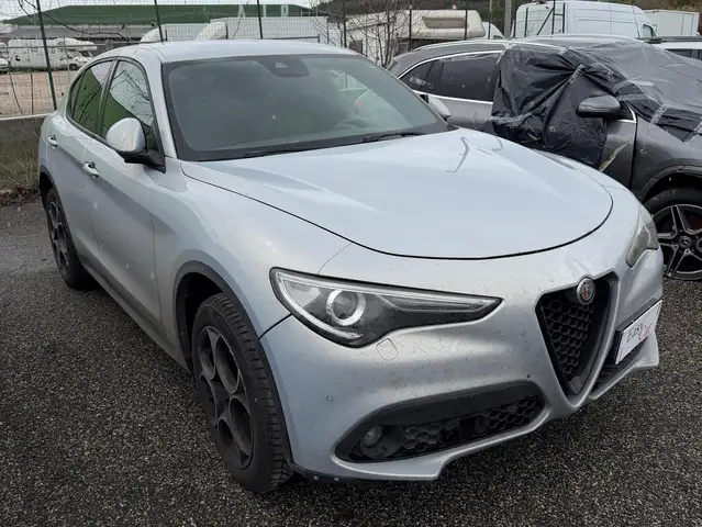 Alfa Romeo Stelvio Stelvio MOTORE ROTTO 2.2 t Executive Q4 190cv