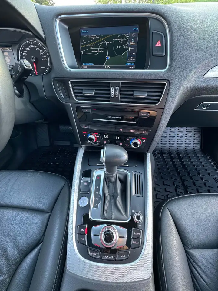 Audi Q5 photo Audi Q5