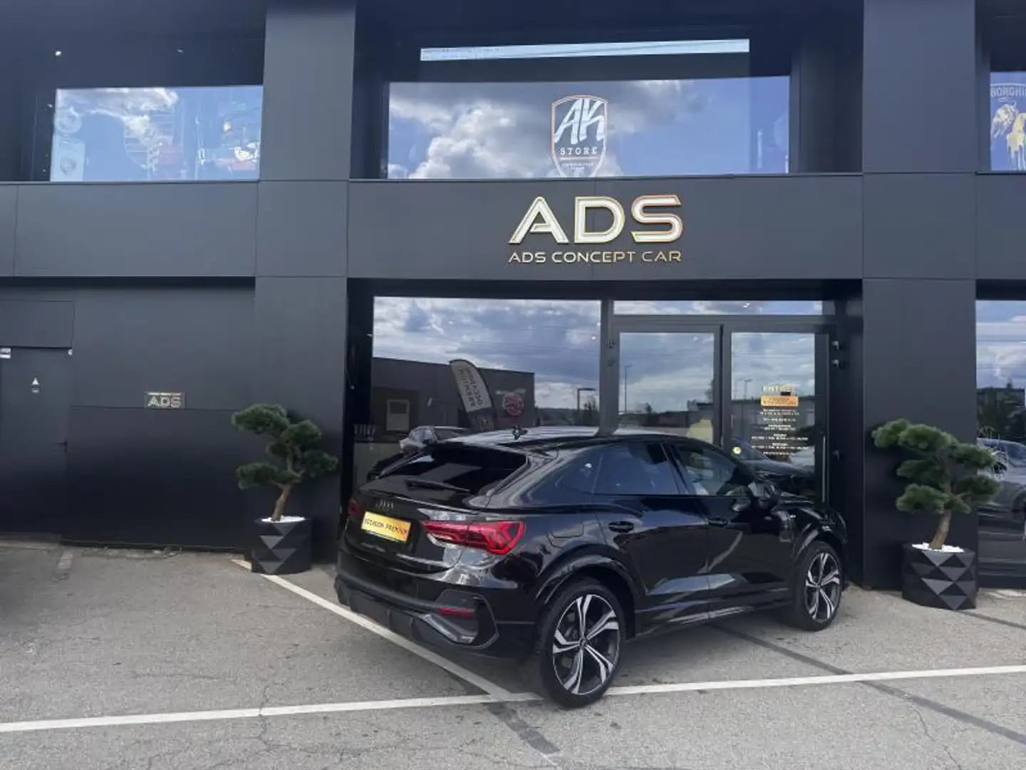 Audi Q3 Sportback Noir - 2