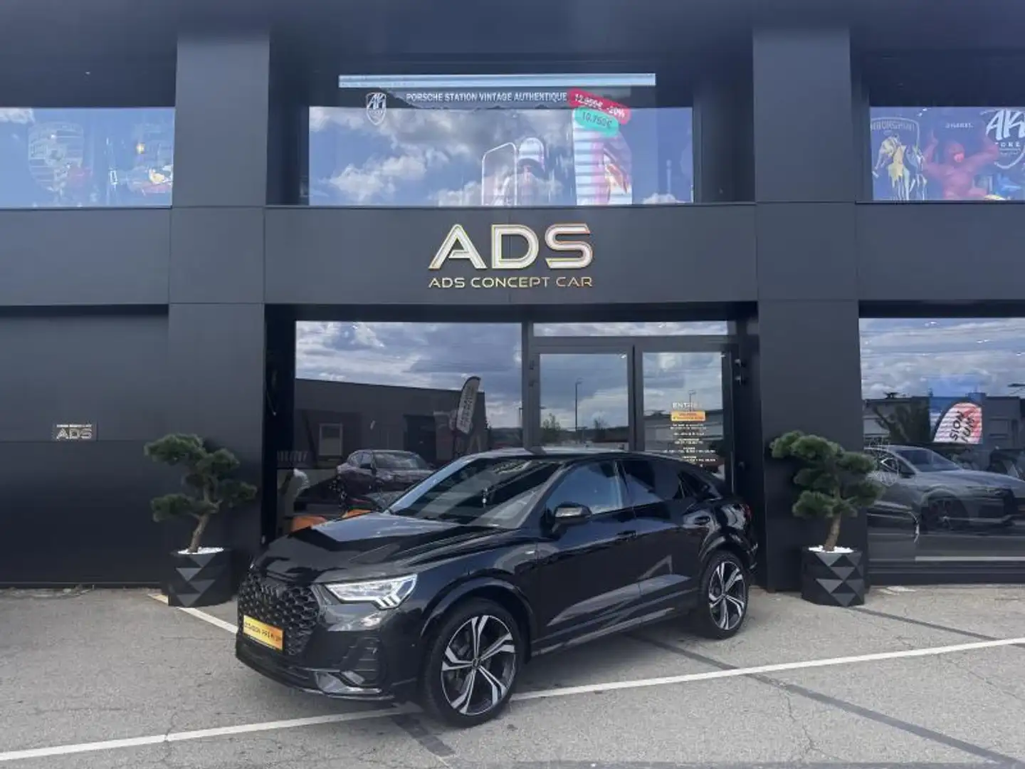 Audi Q3 Sportback Noir - 1