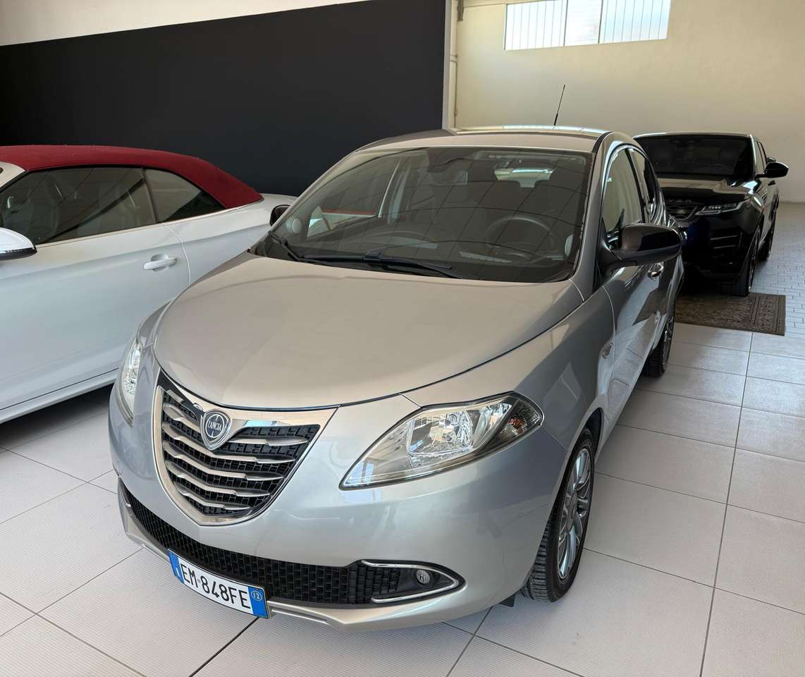 Lancia Ypsilon Ypsilon III 0.9 t.air Silver s SOLO 26000 KM