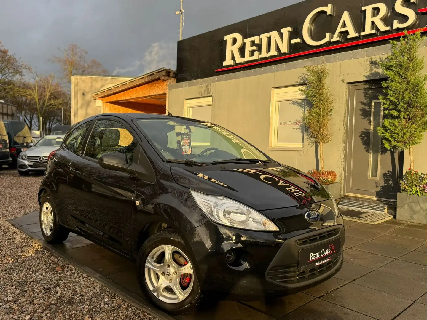 Ford Ka/Ka+ Champions Edition/SITZHEIZUNG/KLIMA/73TKM/ Schwarz - 1