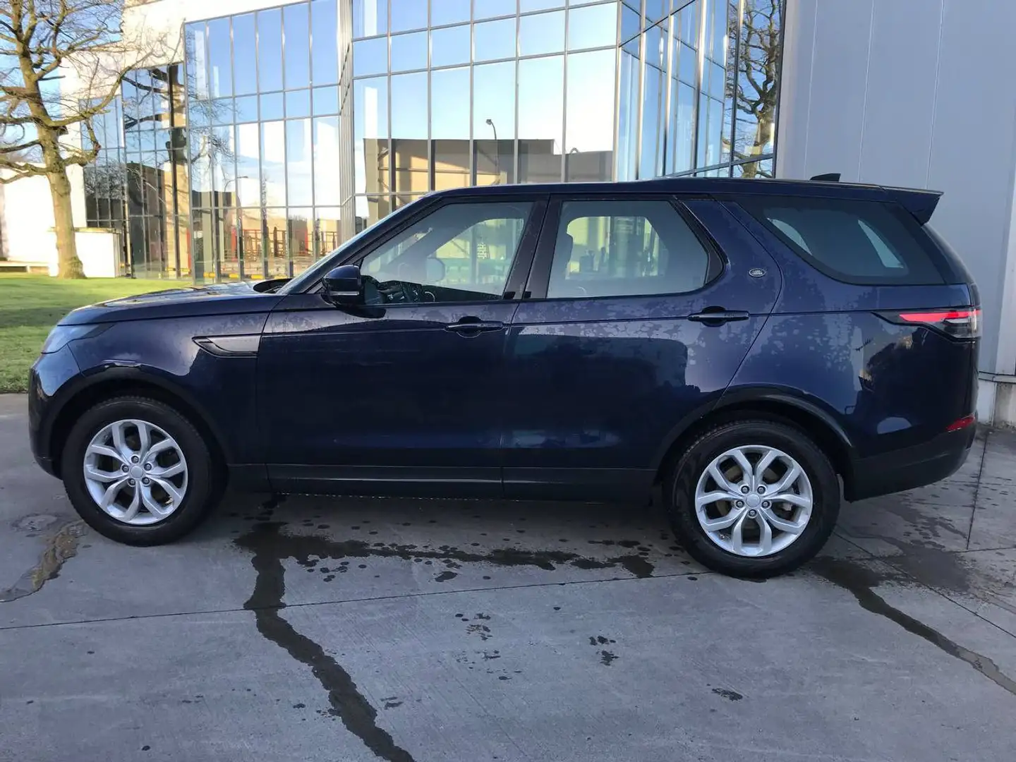 Land Rover Discovery 2.0 Sd4 SE - 2