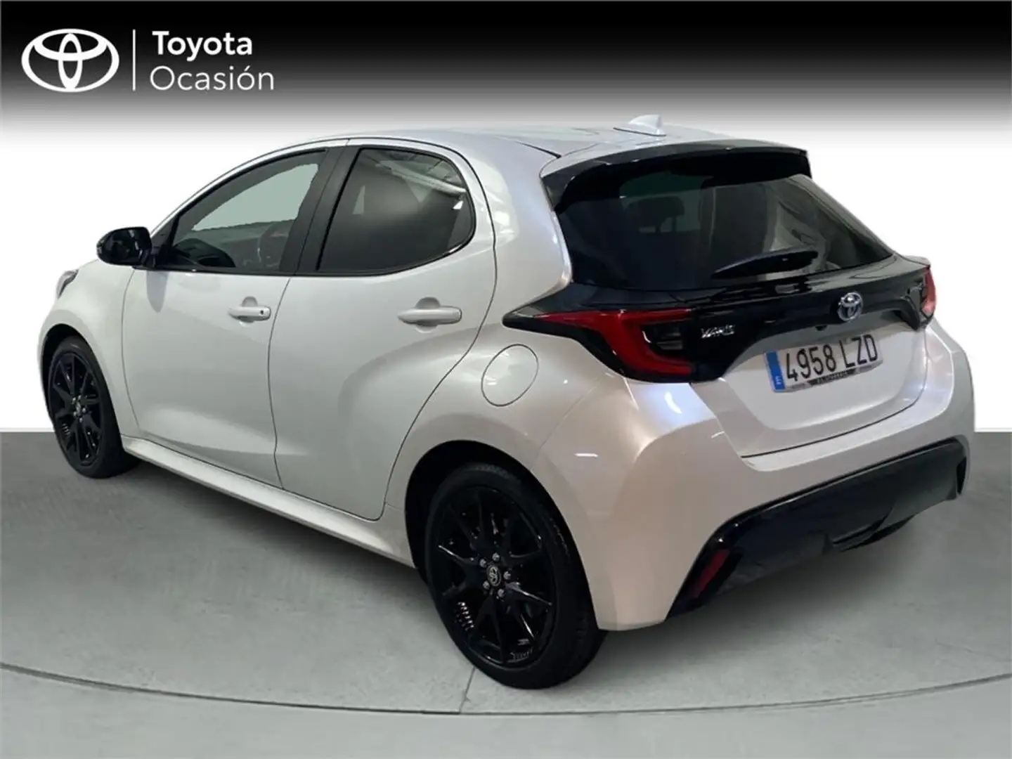 Toyota Yaris 120H 1.5 Style - 2