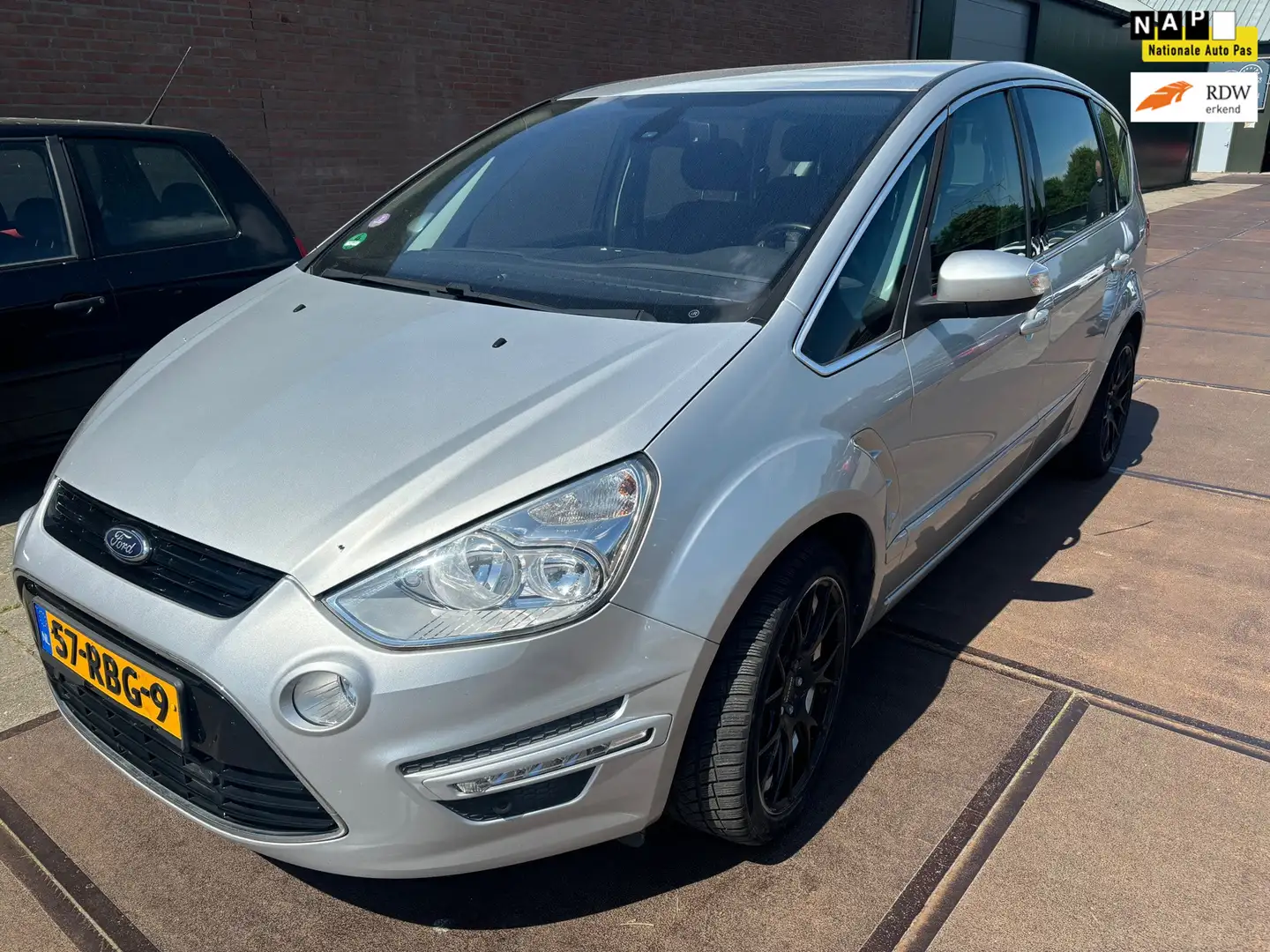 Ford S-Max 1.6 EcoBoost Titanium 7p. MOTER LOOPT 3 CYLINDERS Gris - 1