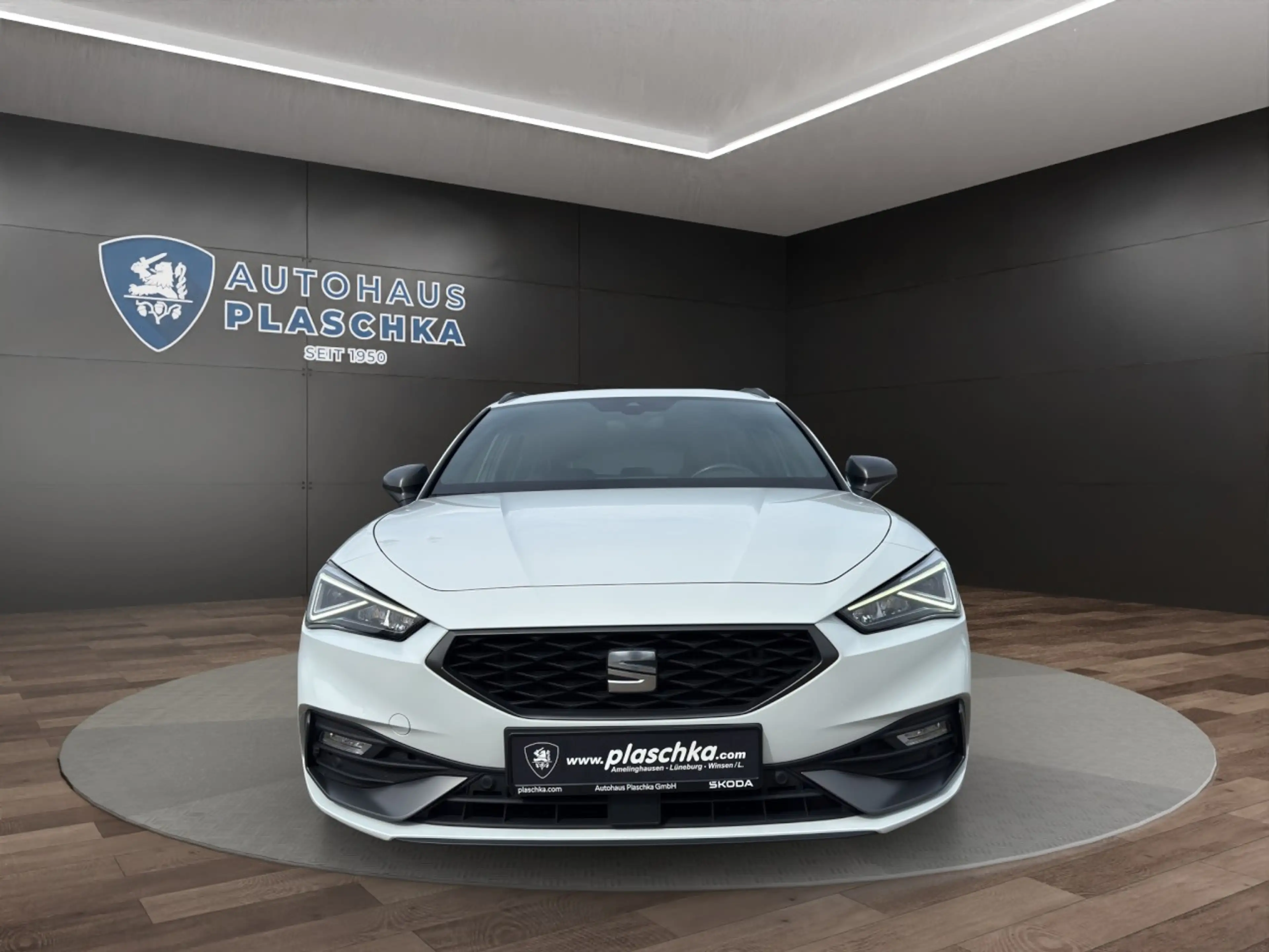 SEAT Leon 2.0 TDI FR Sportstourer ACC*NAVI*KAMERA*SHZ Klima — photo 2
