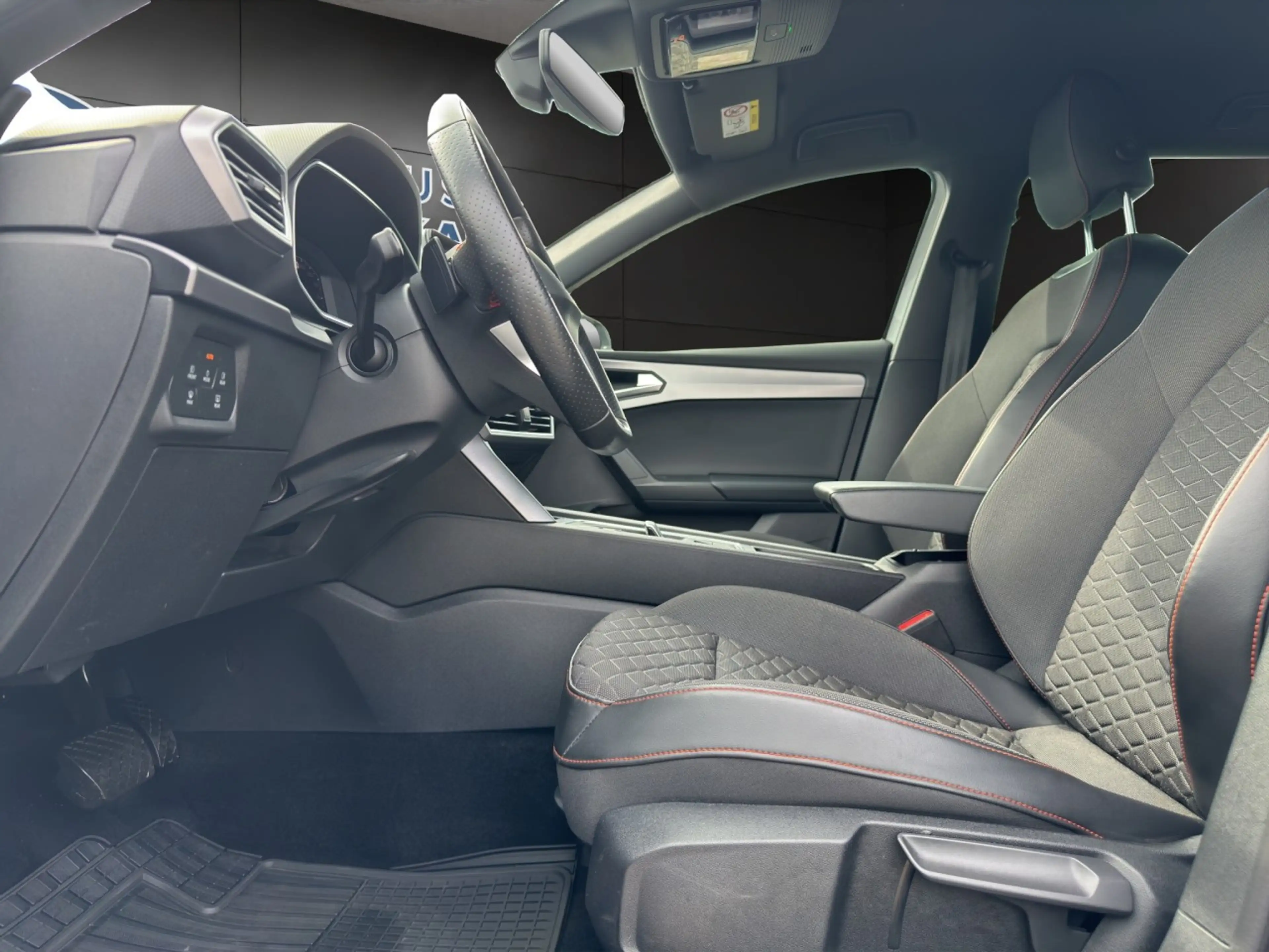 SEAT Leon 2.0 TDI FR Sportstourer ACC*NAVI*KAMERA*SHZ Klima — photo 11