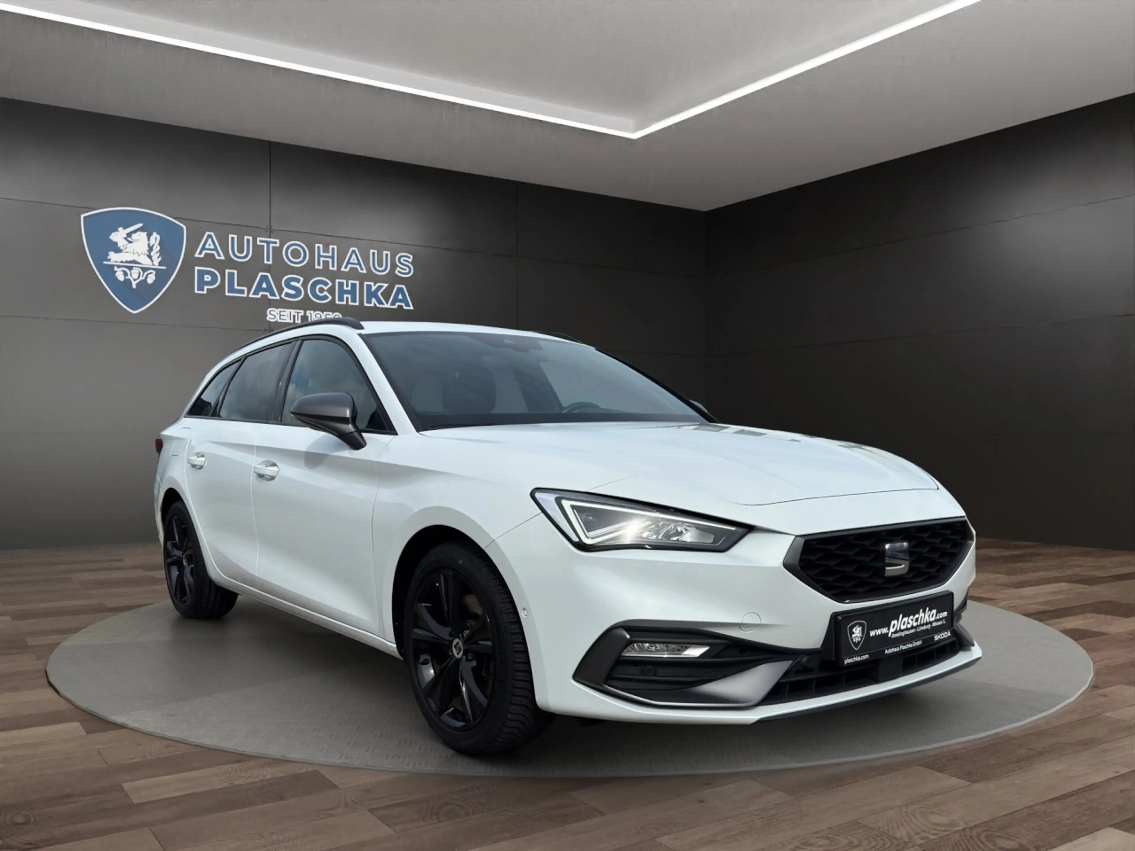 SEAT Leon 2.0 TDI FR Sportstourer ACC*NAVI*KAMERA*SHZ Klima — photo 3