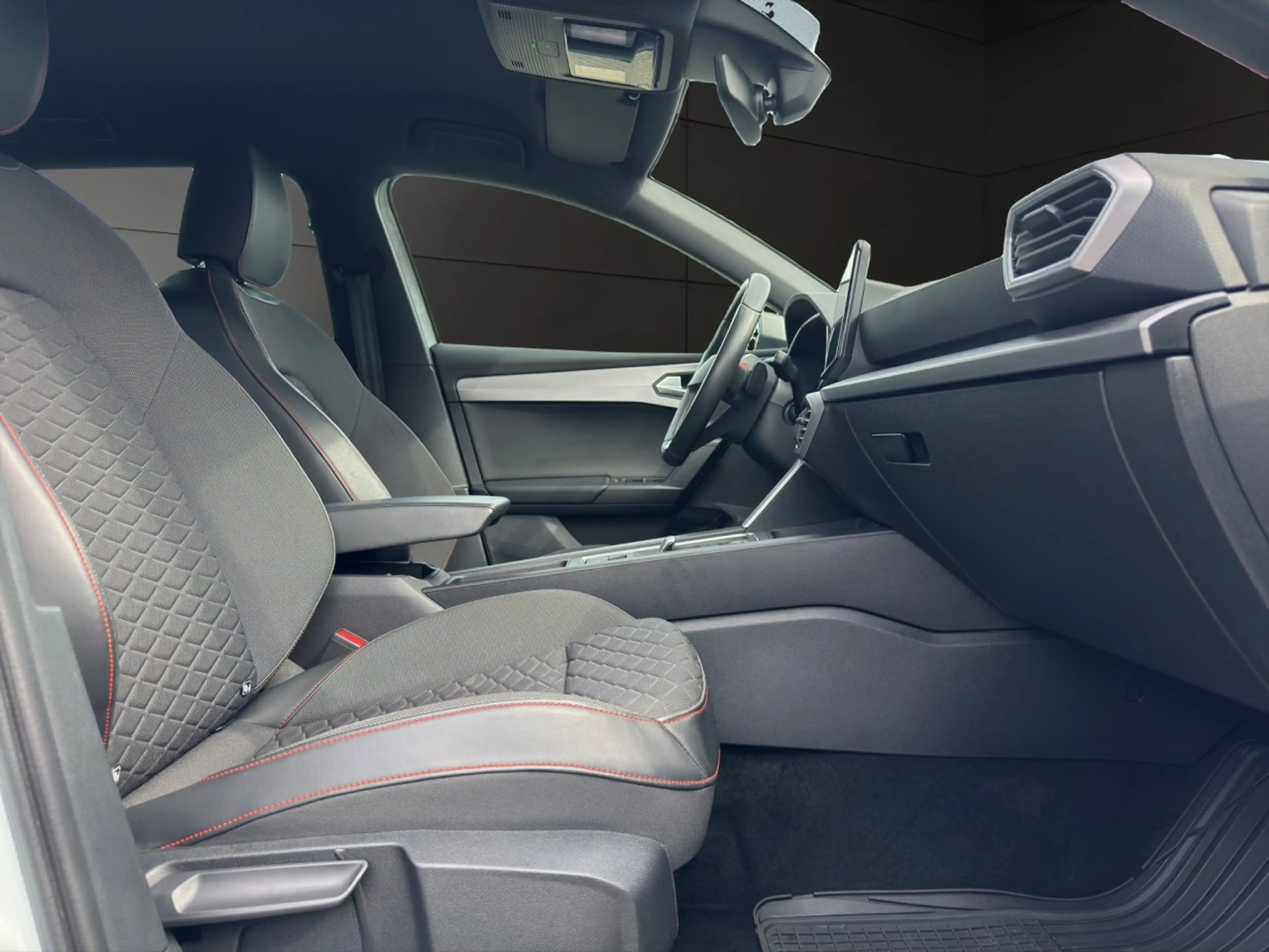 SEAT Leon 2.0 TDI FR Sportstourer ACC*NAVI*KAMERA*SHZ Klima — photo 19