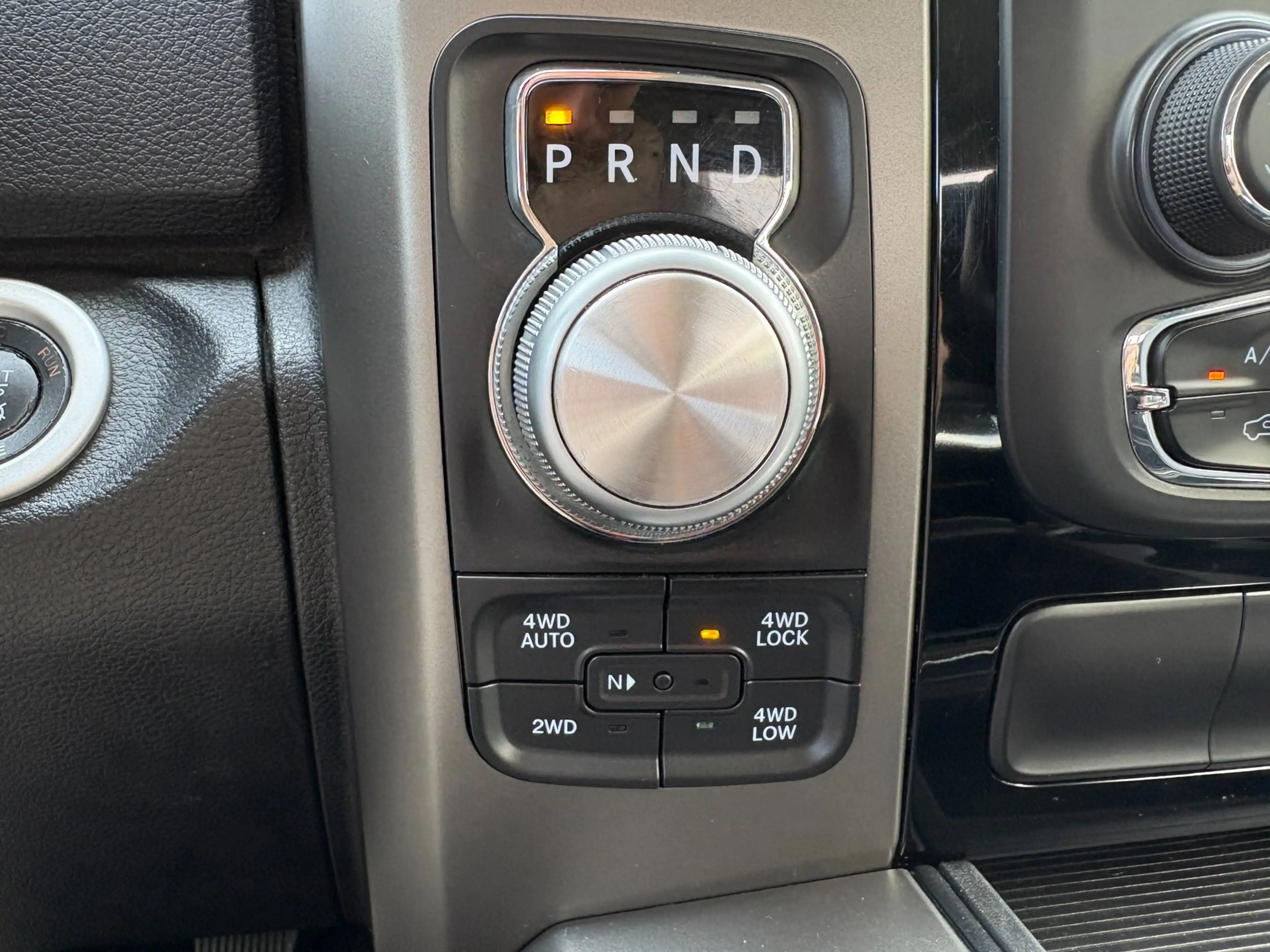 Dodge RAM 1500 5.7 V8 4x4 Quad Cab 6'4 |Vol Opties| — photo 8