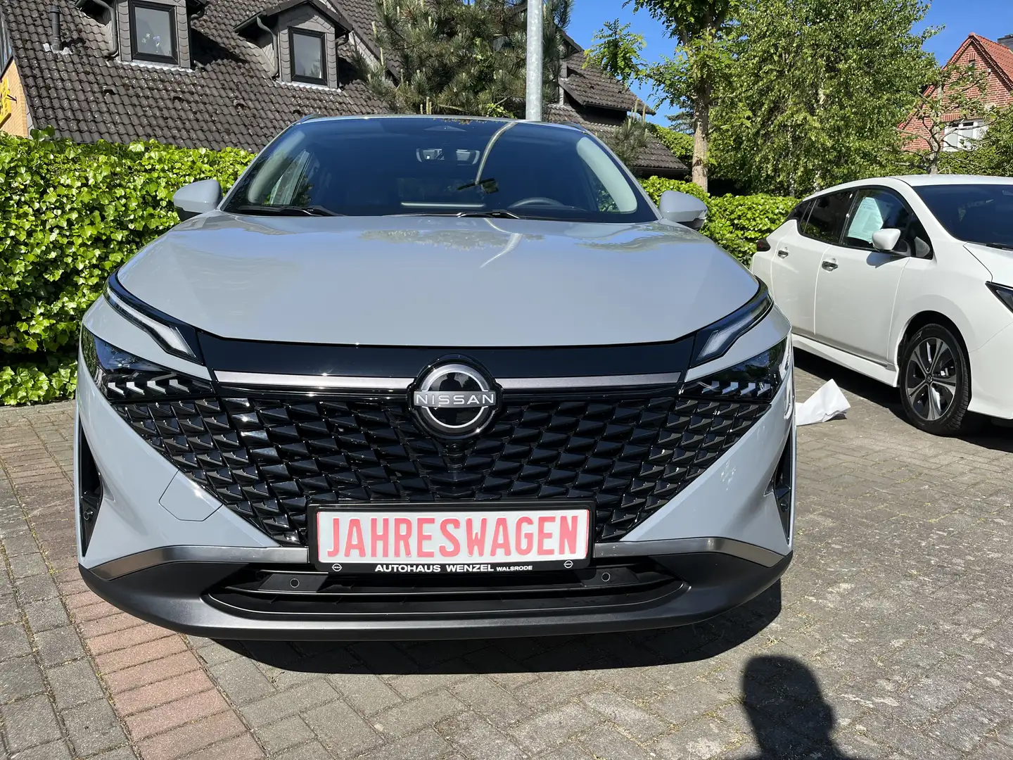 Nissan Qashqai 1.5 VC-T e-Power N-Connecta 190 PS, LED, Navi Grau - 2
