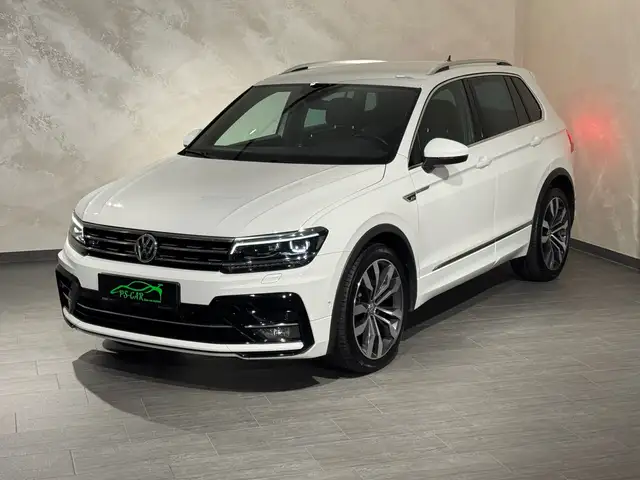 Volkswagen Tiguan view 3