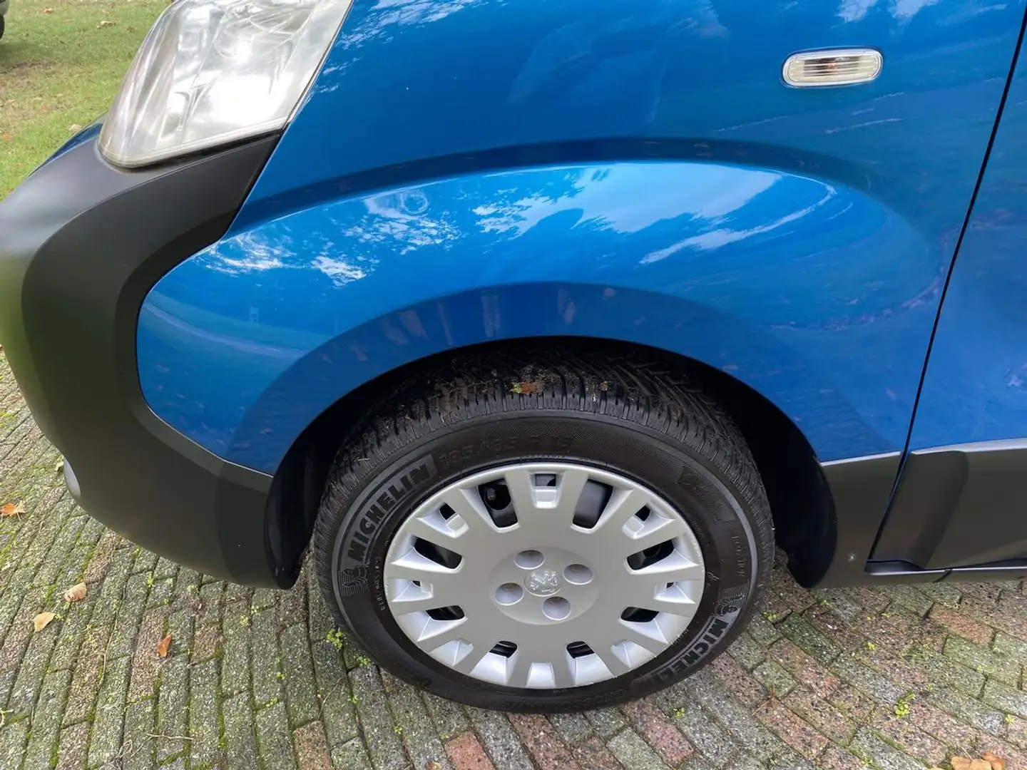 Peugeot Bipper 1.4 OUTDOOR Blauw - 2