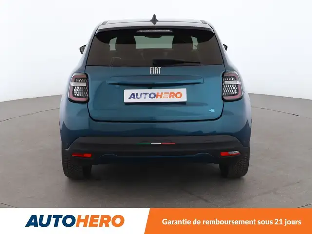 Fiat 600e view 5