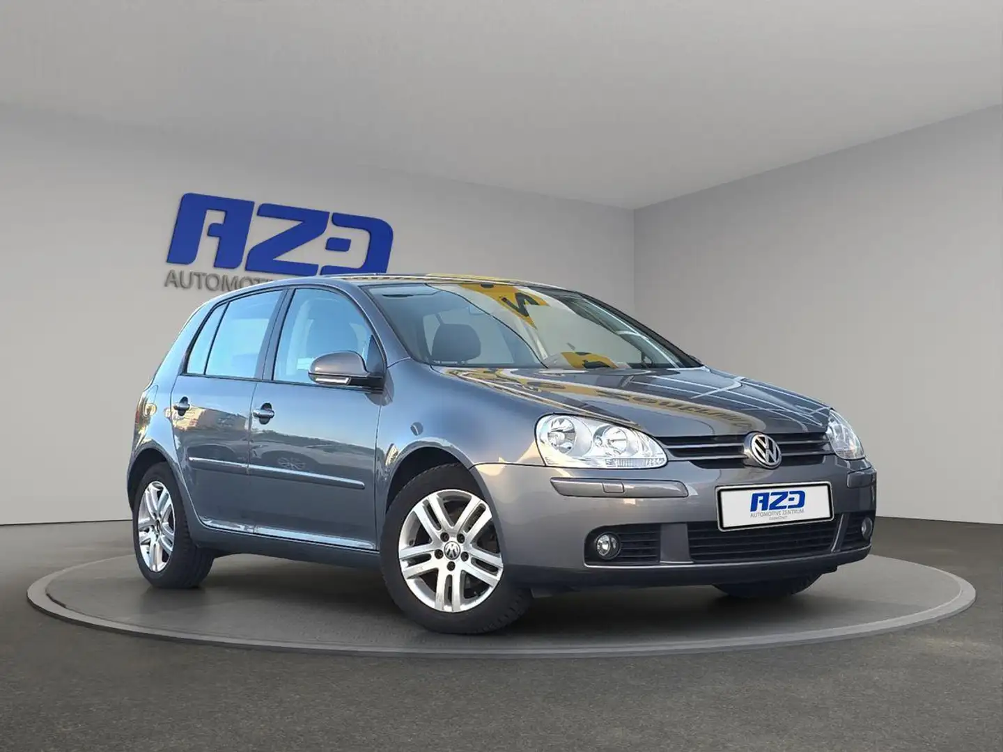 Volkswagen Golf 5 1.6 TEMPOM SITZHZ TÜV 07.2026 2 Z.KLIMAAUT Gris - 2
