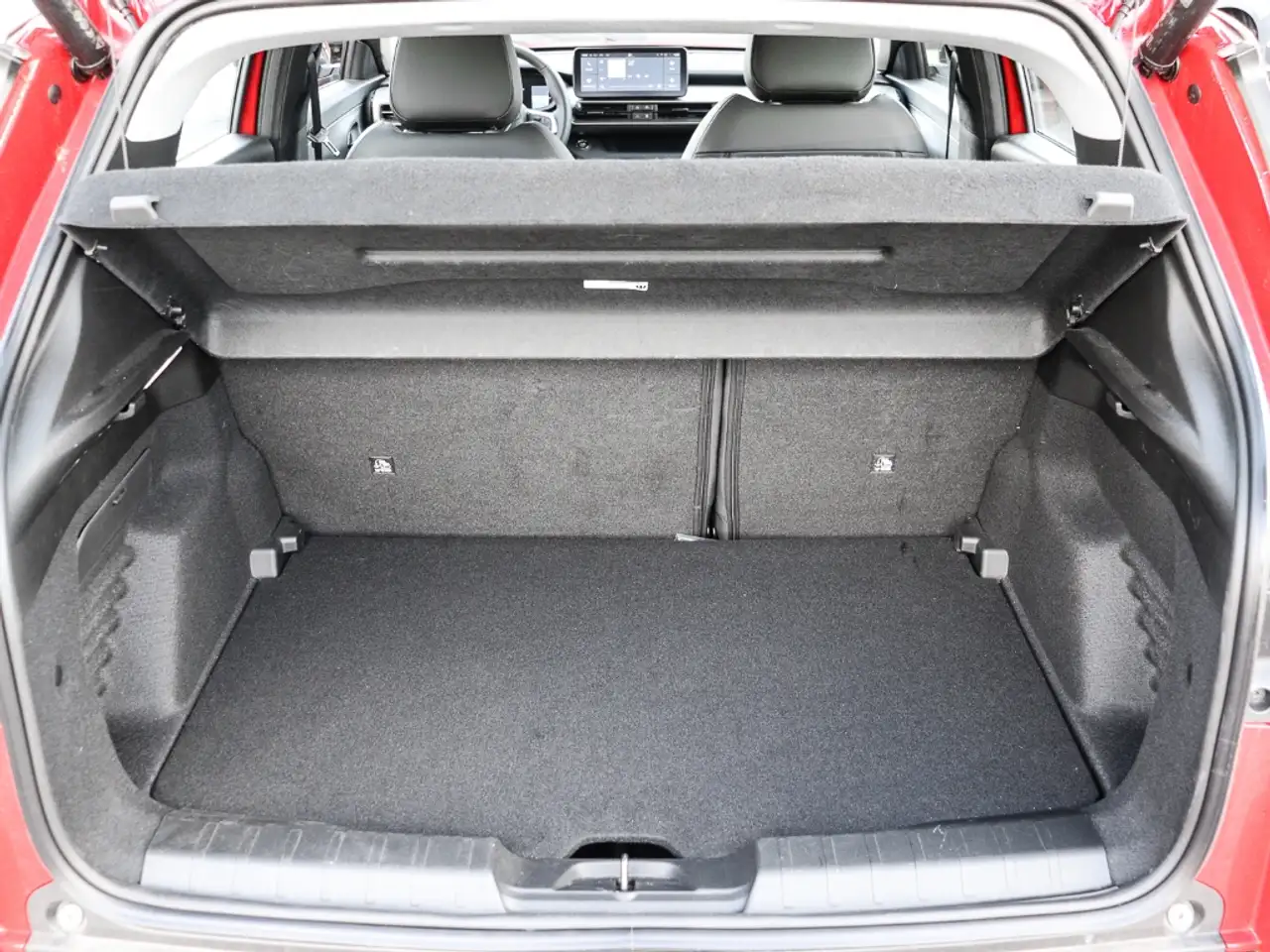 Jeep Avenger Altitude Electric Elektro LED Apple CarPlay Androi 14