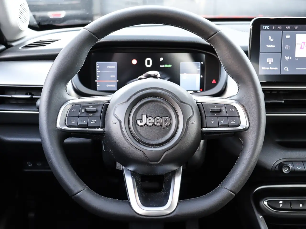 Jeep Avenger Altitude Electric Elektro LED Apple CarPlay Androi 6