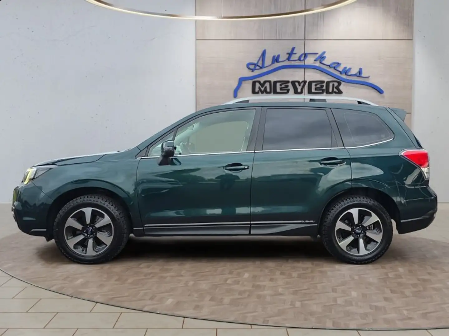 Subaru Forester Exclusive 2,0D Aut.BI-Xenon/AHK/Kamera/Sitzhz. Grün - 2