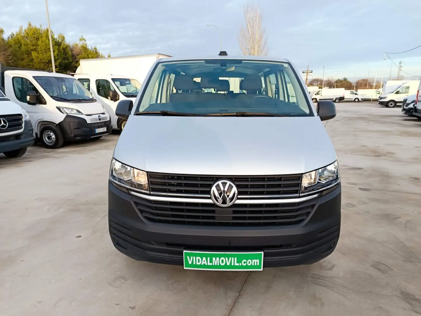 Volkswagen Transporter Kombi 2.0TDI SCR BMT Larga 81kW Blanco - 2