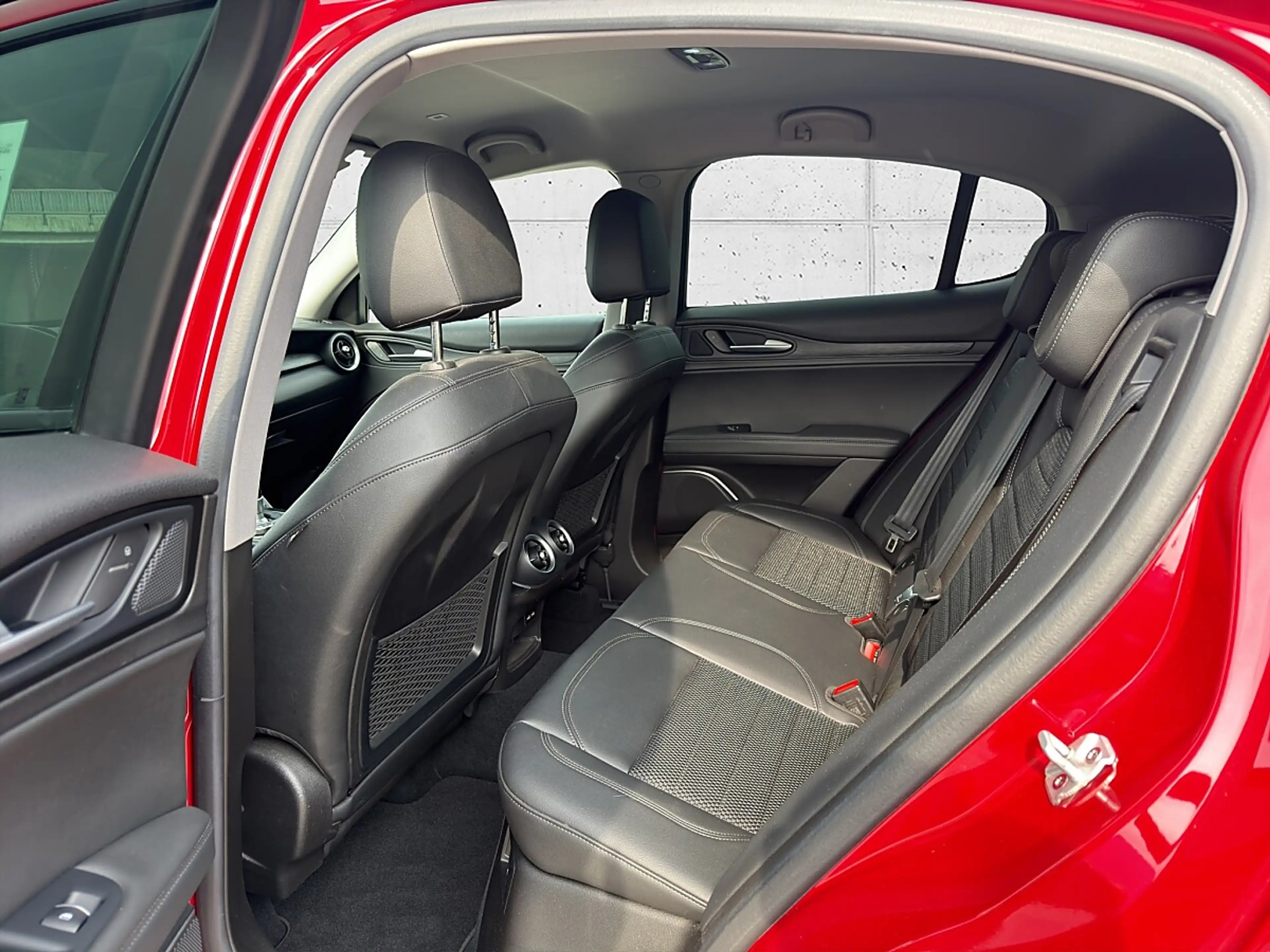 Alfa Romeo Stelvio Super 2,0 Sport AWD ACC/NAVI/ — photo 14