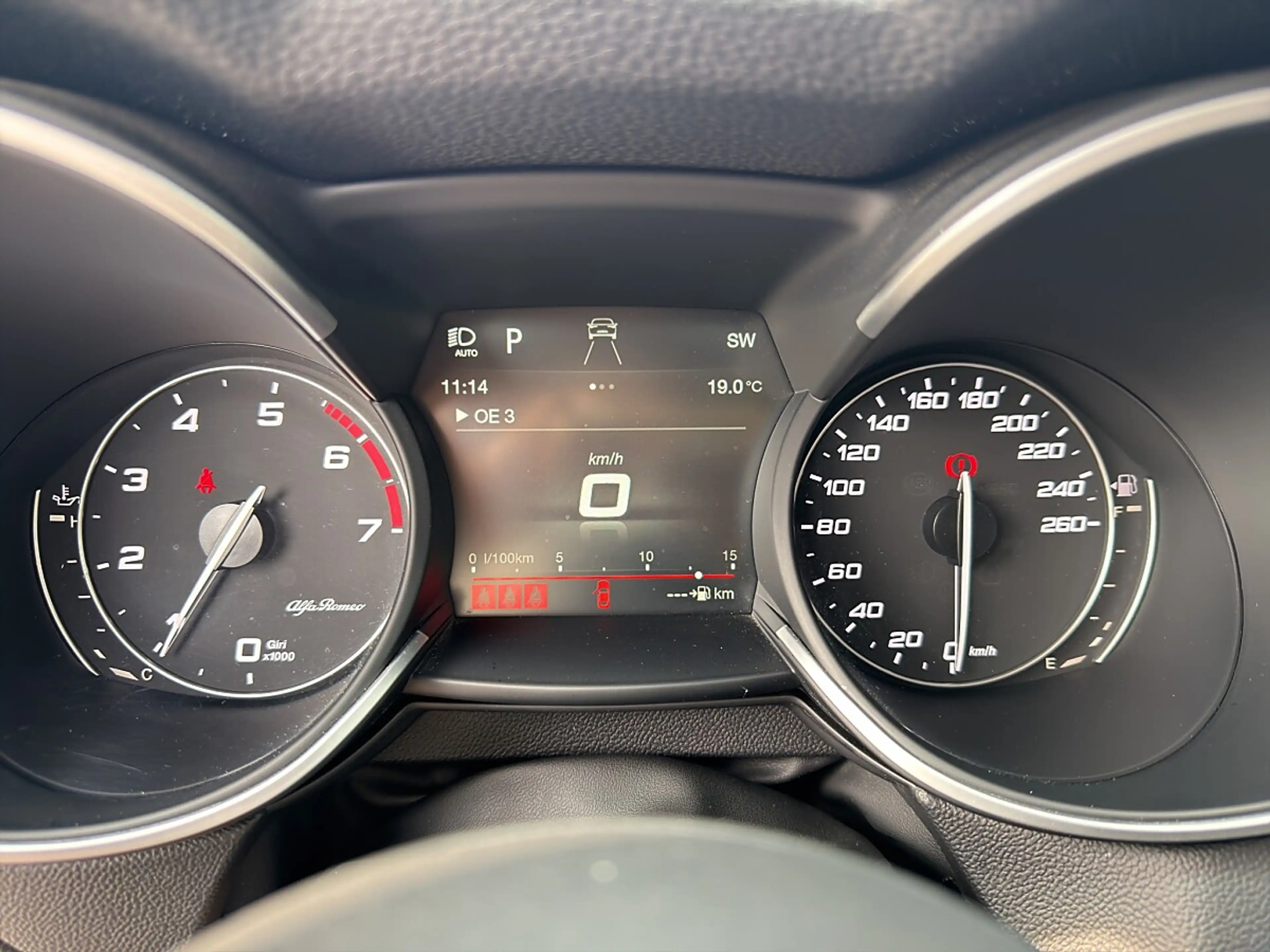 Alfa Romeo Stelvio Super 2,0 Sport AWD ACC/NAVI/ — photo 13