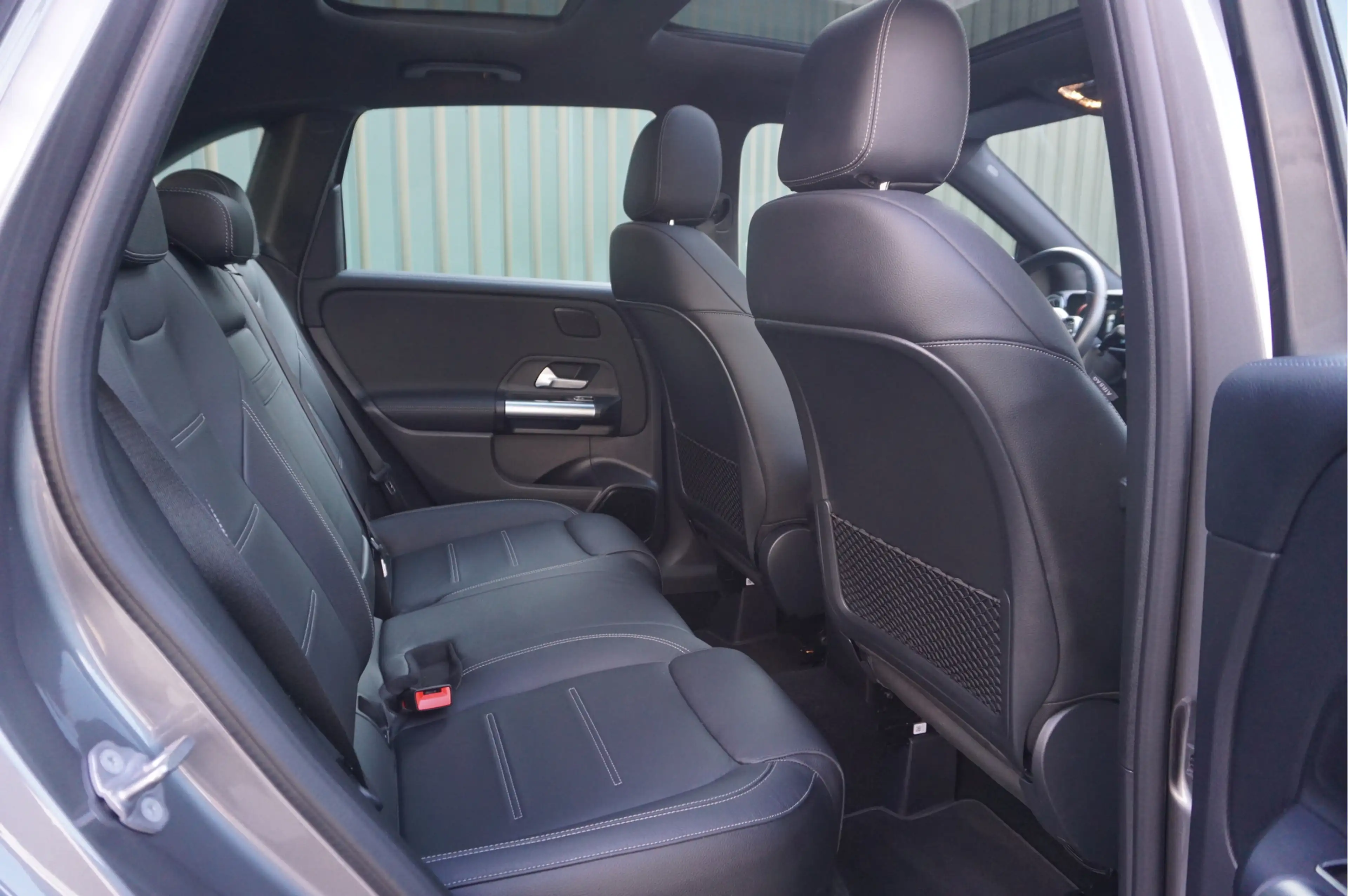 Mercedes-Benz B 220 Automaat 190pk Launch Edition Premium Plus + Camer — photo 9