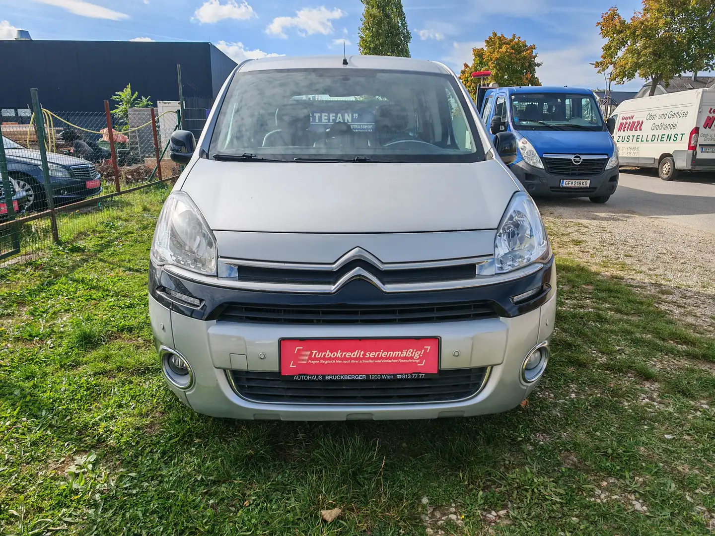 Citroen Berlingo Citroen Berlingo 1,6 HDI Automatik Grau - 1