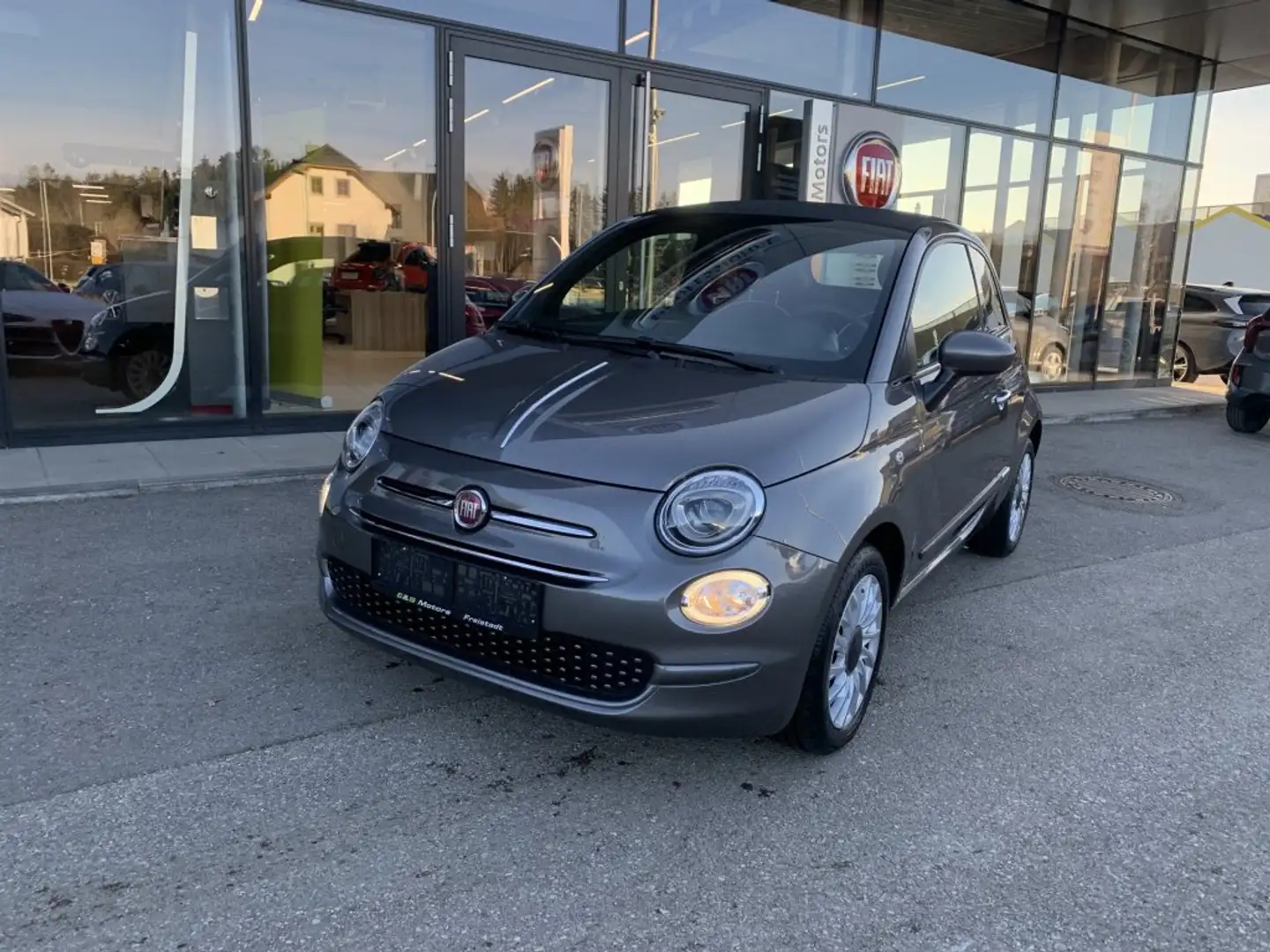 Fiat 500C 1,2 Fire 70 Lounge Grijs - 1