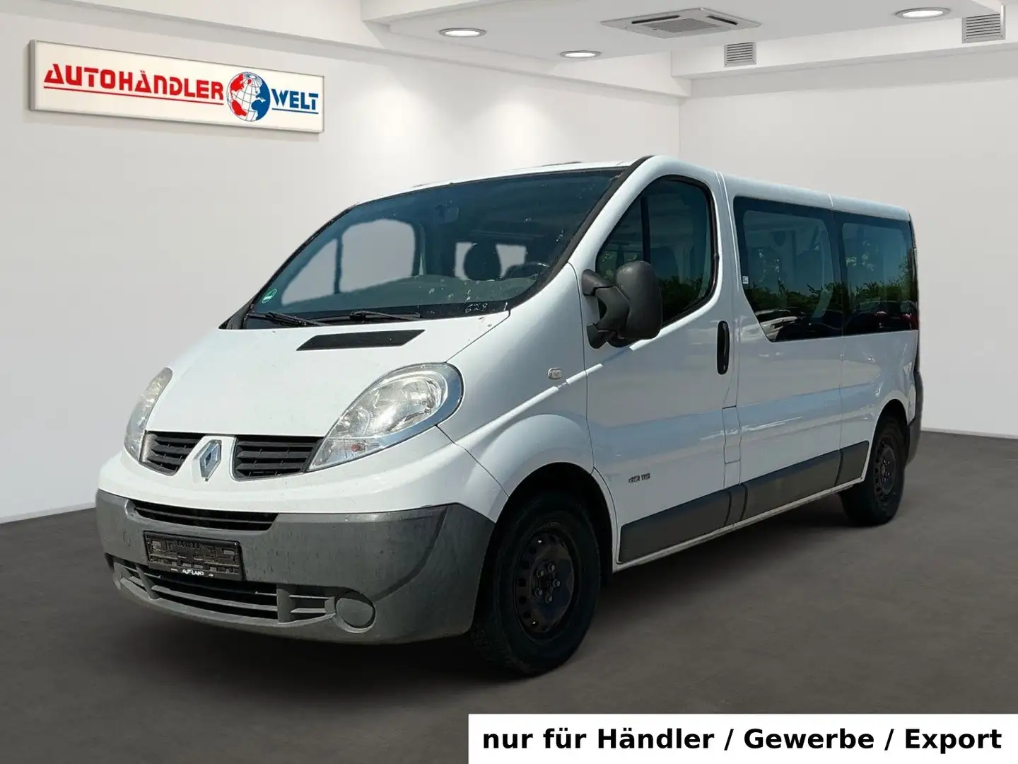Renault Trafic Combi 2.0 dCi 9-Sitzer lang Klima Biały - 1