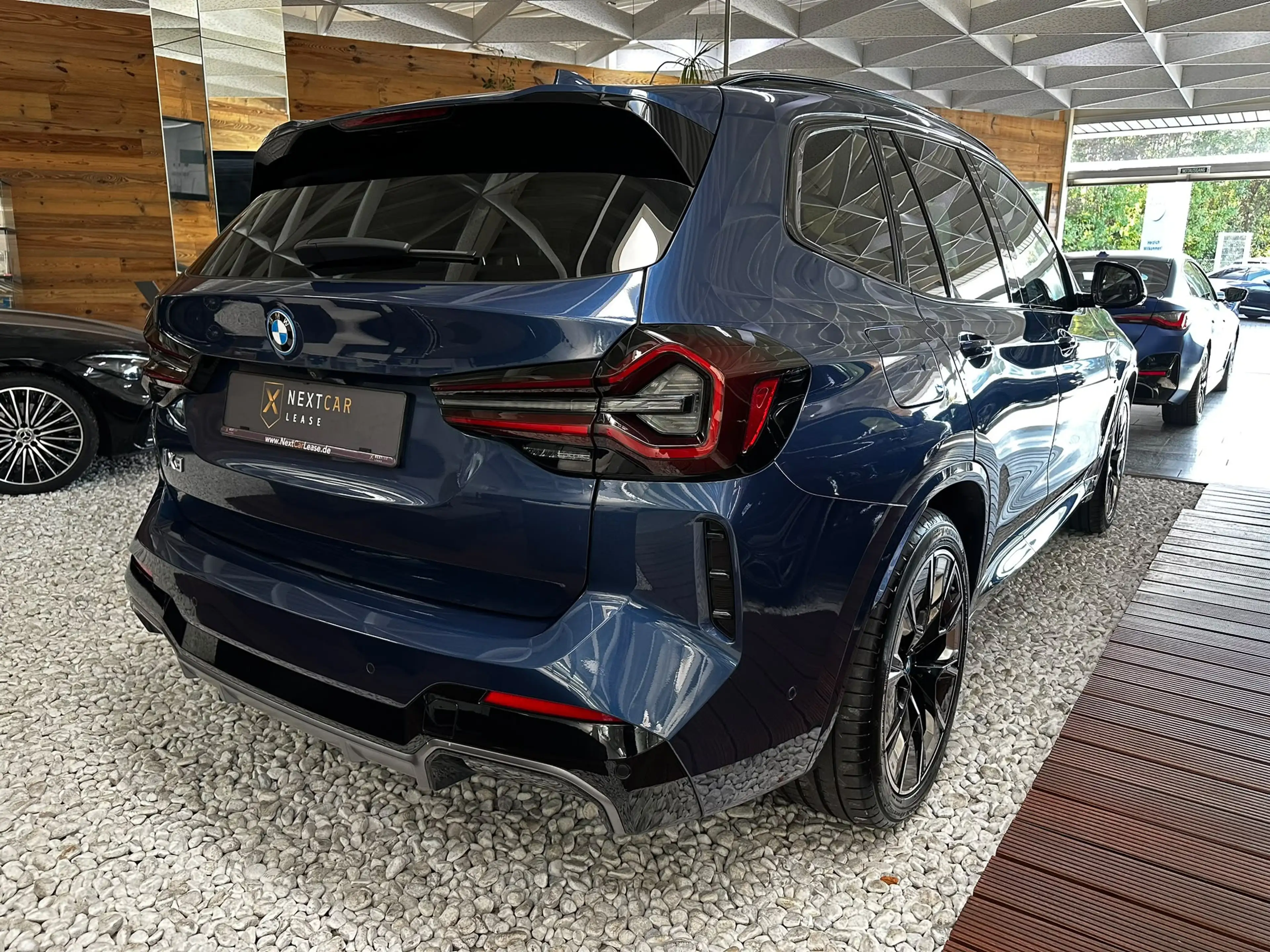BMW X3 Impr.M-Technic H K Amb.DrvAssPro Mem Pano — photo 4