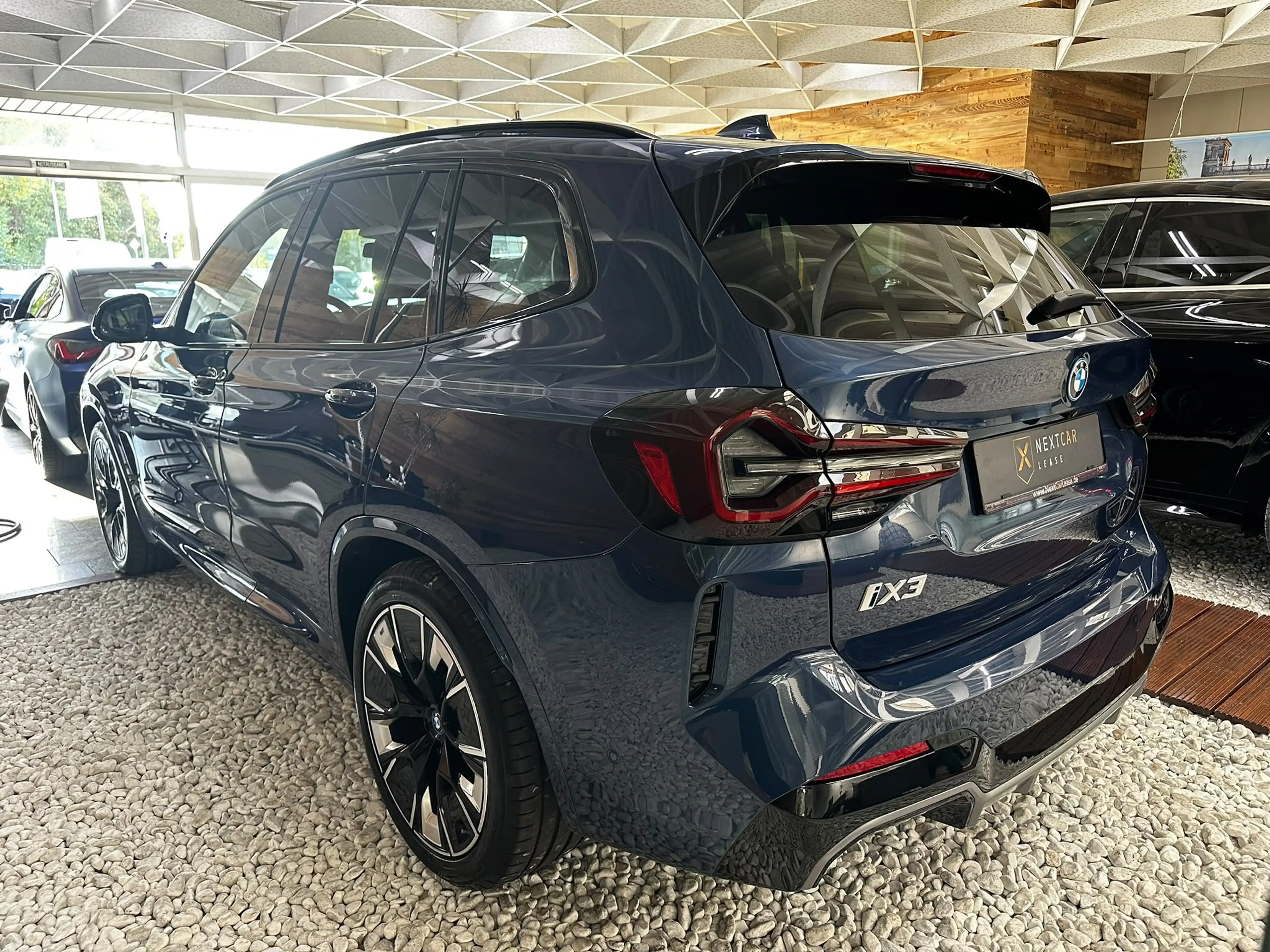 BMW X3 Impr.M-Technic H K Amb.DrvAssPro Mem Pano — photo 6