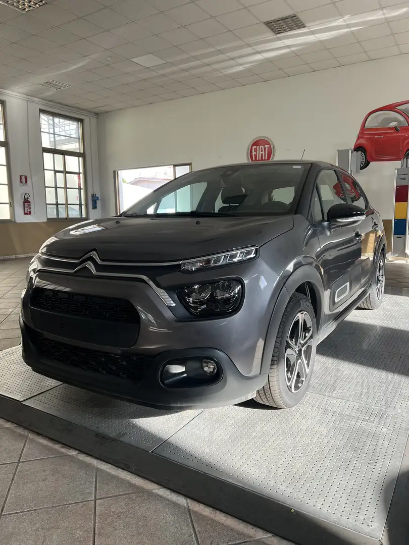 Citroen C3 1.2 puretech Feel Pack s&s 83cv neopatentati - 1