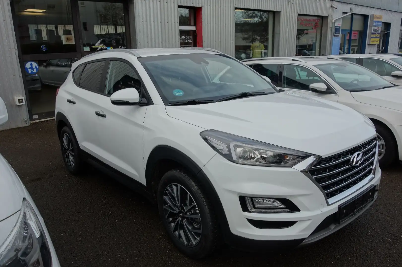 Hyundai TUCSON Advantage 2WD AHK LRH Kamera Weiß - 2