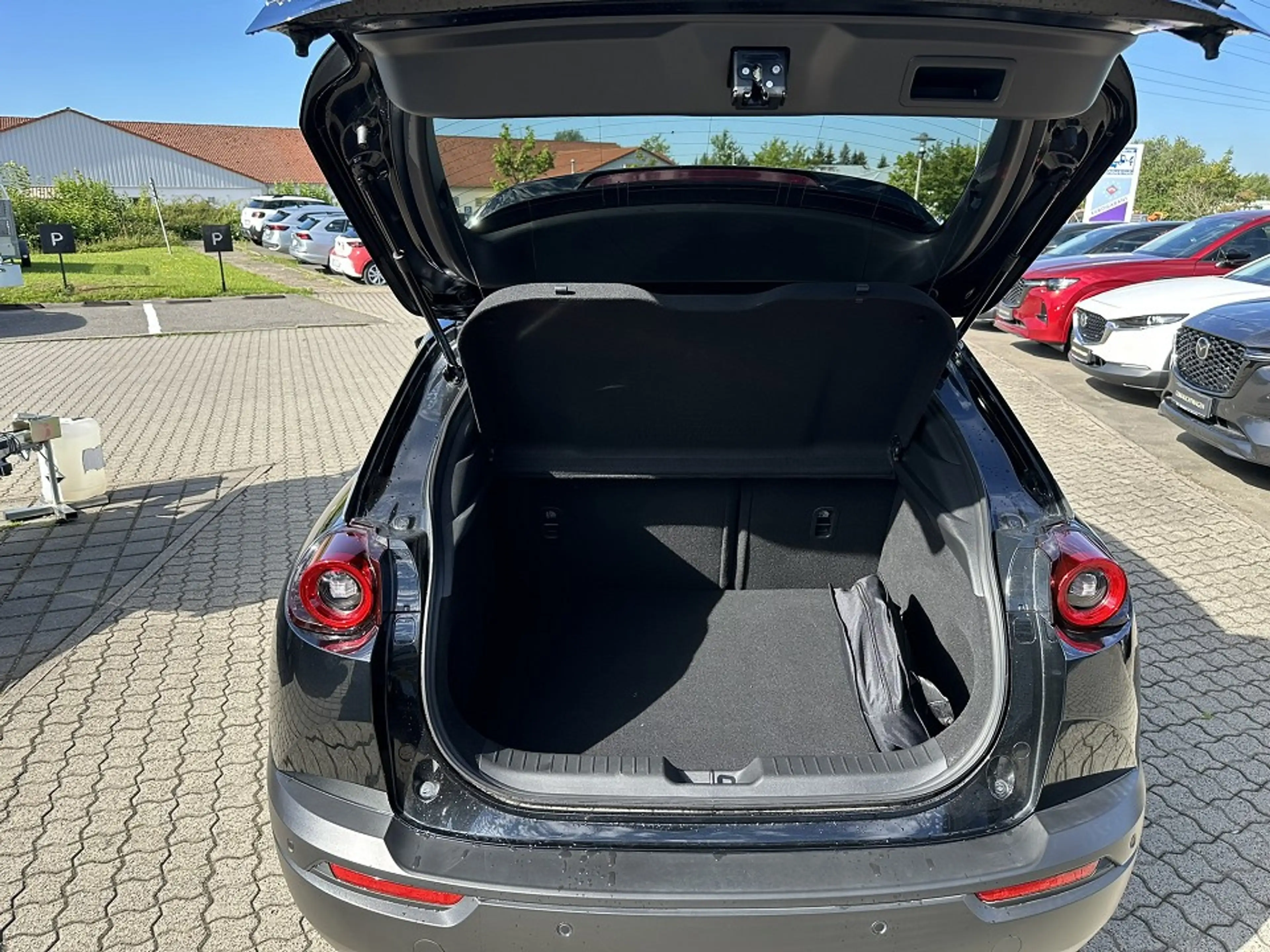 Mazda MX-30 e-SKYACTIV EV ADVANTAGE MC — photo 12