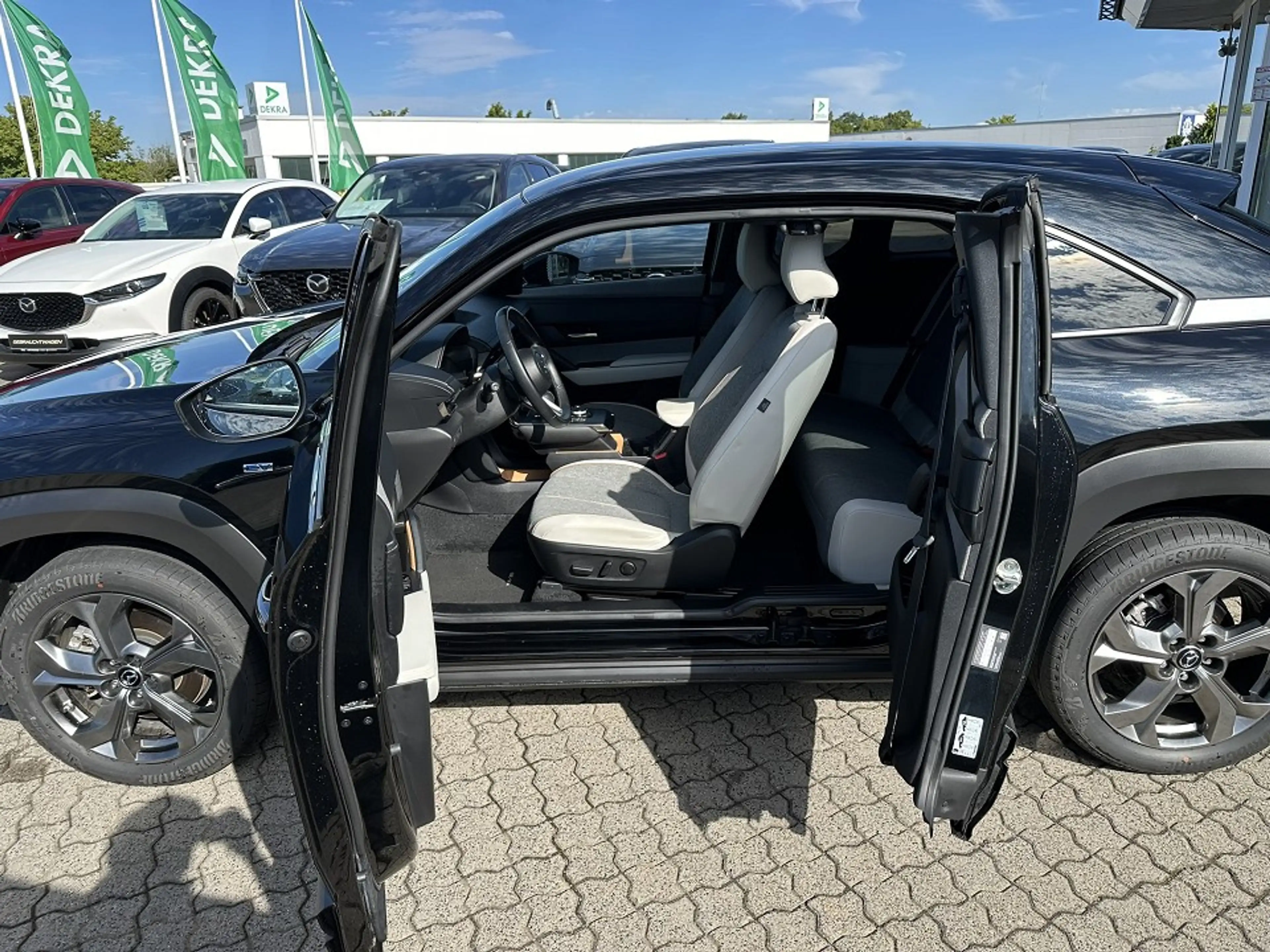 Mazda MX-30 e-SKYACTIV EV ADVANTAGE MC — photo 15