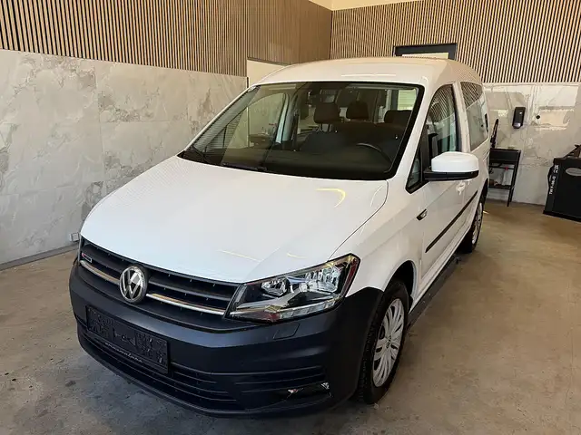 Volkswagen Caddy Kombi Trendline 2,0 TDI 4MOTION Allrad, Anhänge...