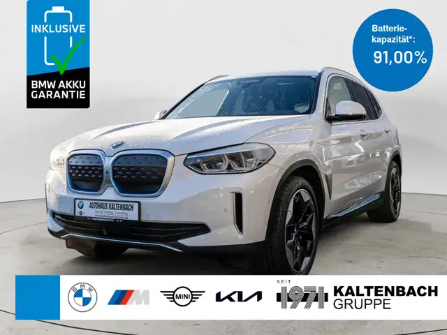 BMW X3 Impressive PANO AHK HUD 360° LED ACC W-LAN