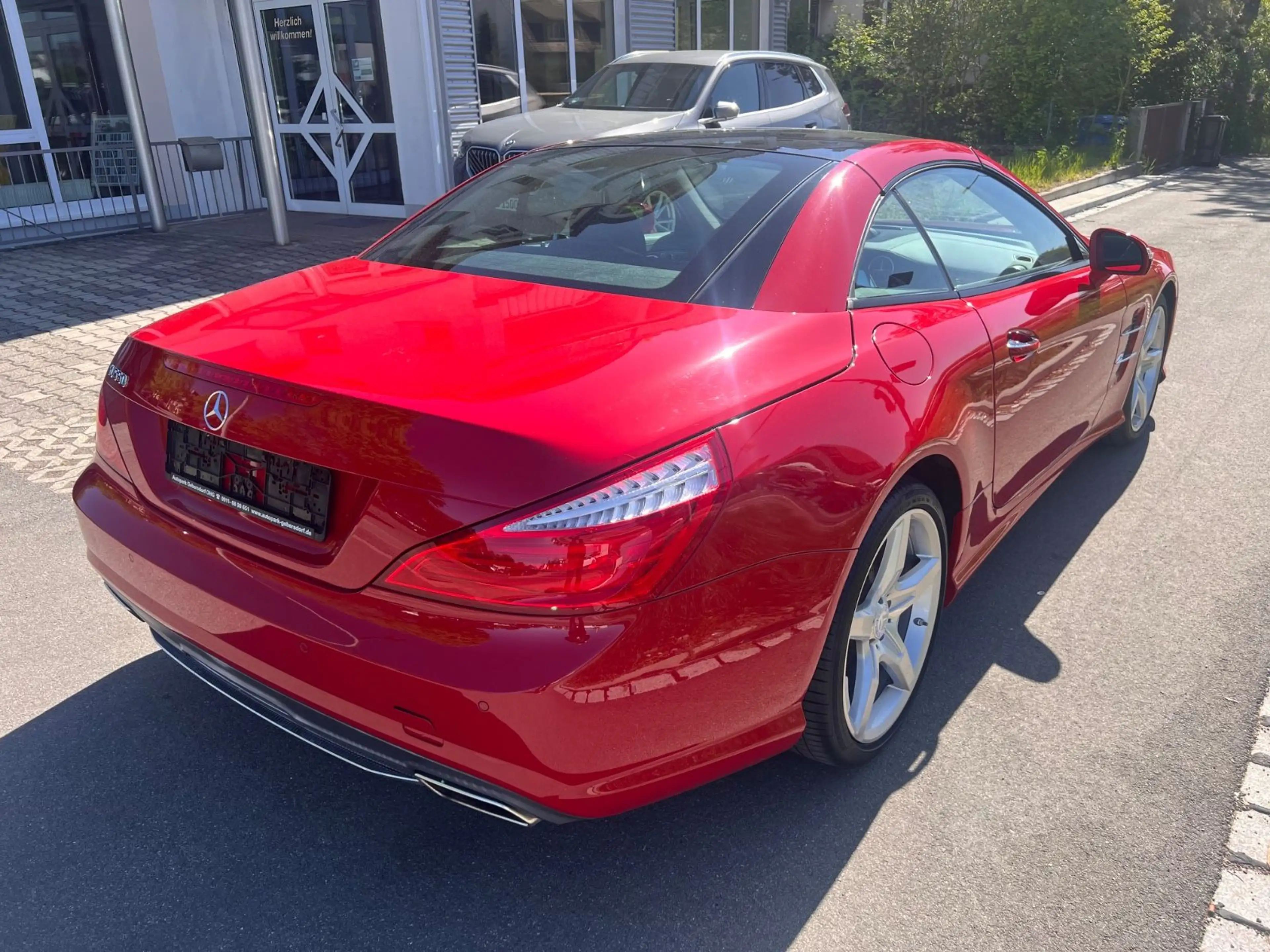 Mercedes-Benz SL 500 AMG /Leder/Navi/SHZ/Xenon/Kam/Sitzkühlung — photo 7