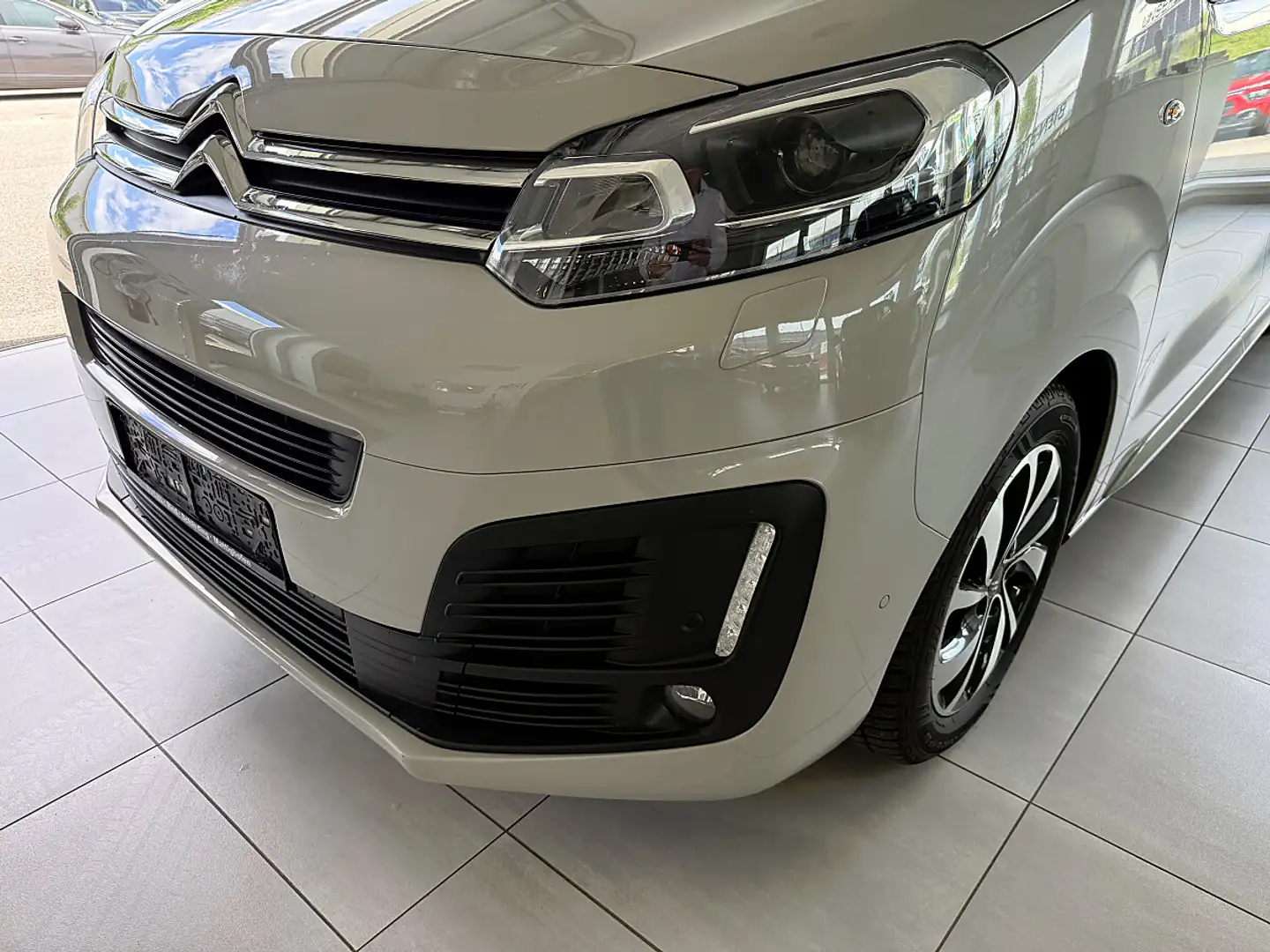 Citroen Spacetourer BHDI 180 S&S EAT6 M Shine Beige - 2