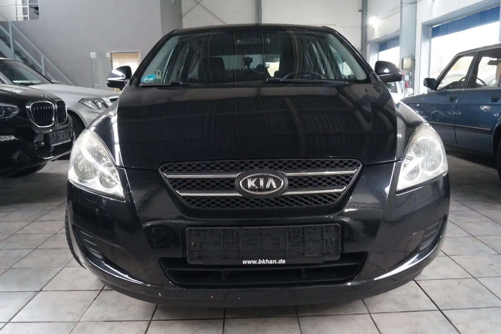 Kia Ceed / cee'd Schwarz - 2