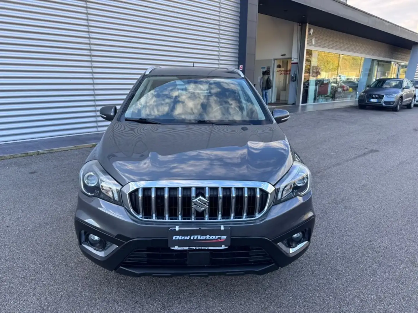 Suzuki S-Cross 1.6 DDiS Start&Stop 4WD All Grip Top 4x4 Gris - 2