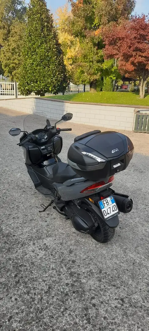Suzuki Burgman 400 Gris - 2