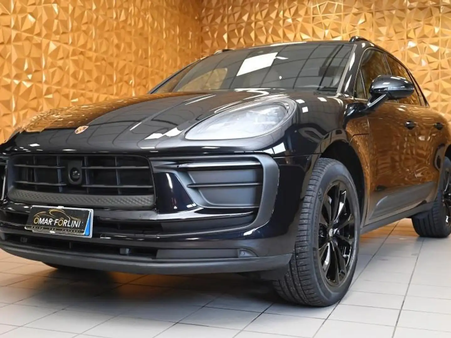 Porsche Macan NUOVA 2.0 PDK 265CV PCM TETT.LED 19"RADAR CAM FULL Schwarz - 1