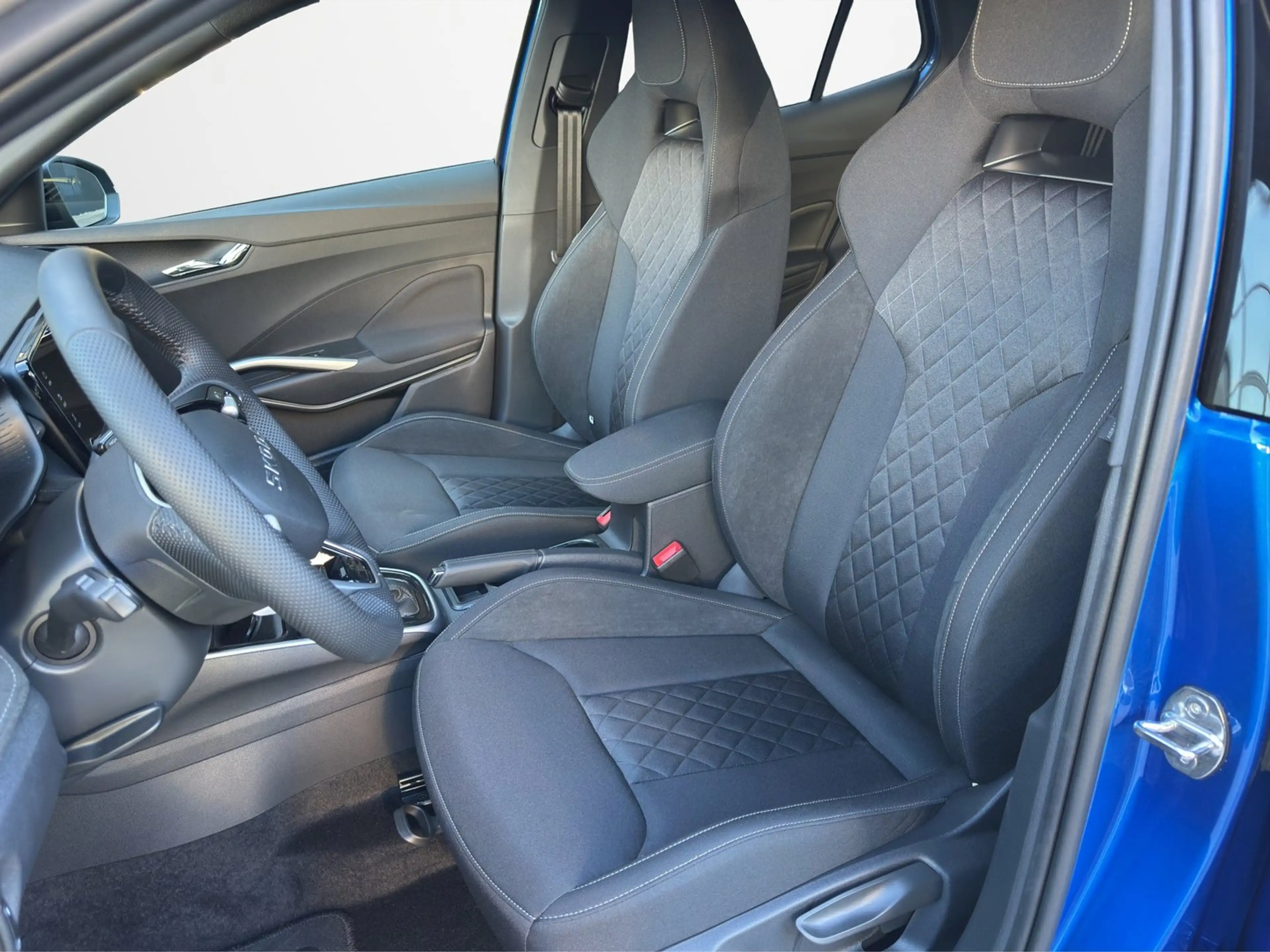 Skoda Fabia Monte Carlo TSI DSG — photo 10