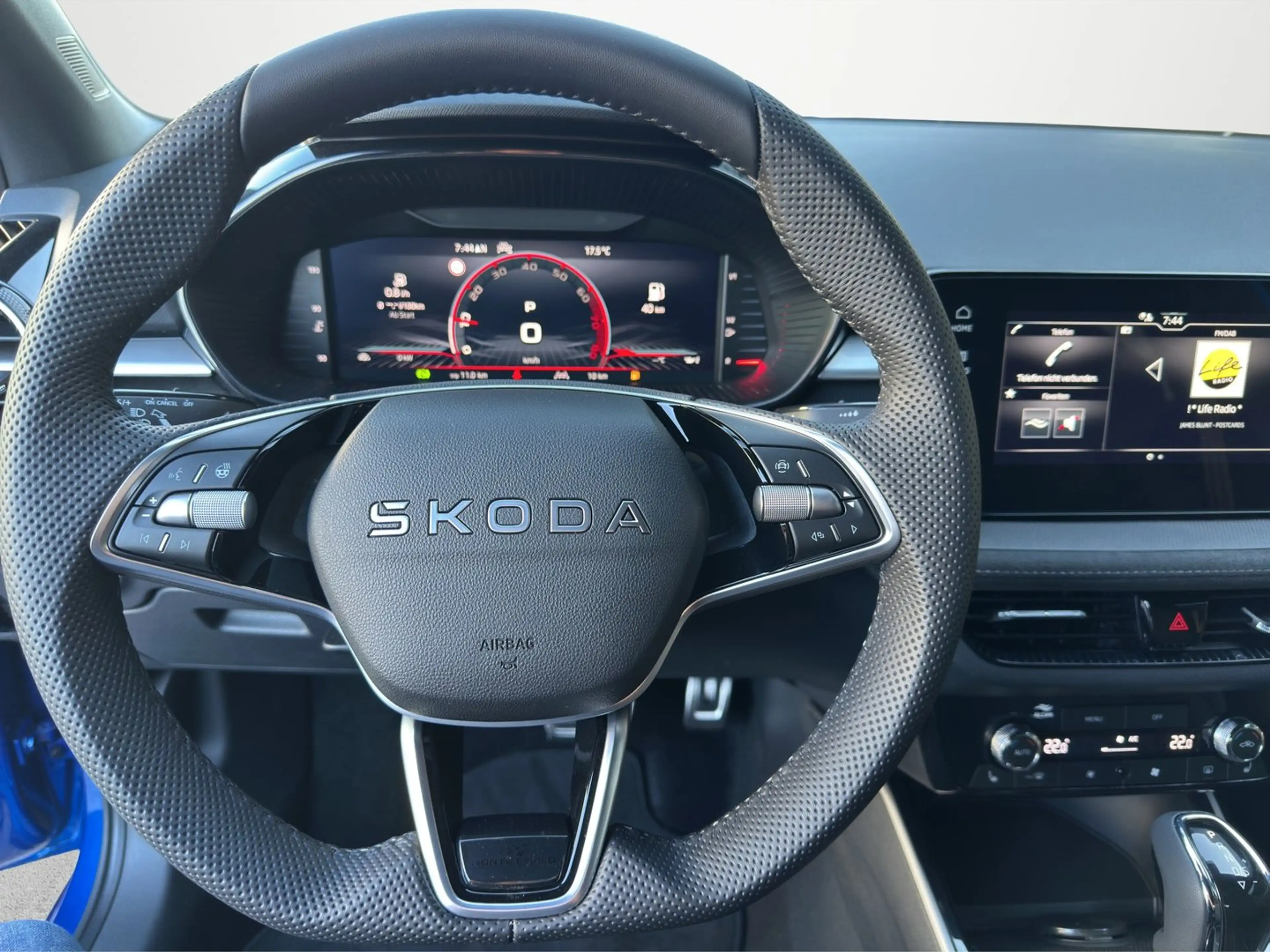 Skoda Fabia Monte Carlo TSI DSG — photo 12