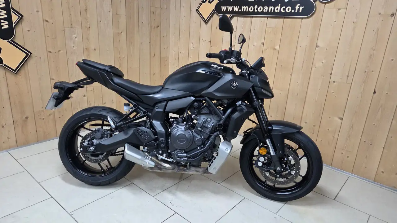Yamaha MT-07