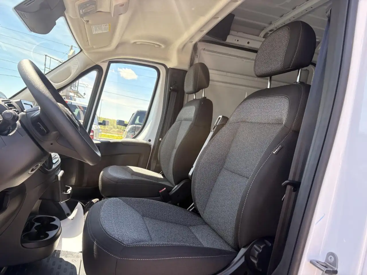 RAM ProMaster 1500 снимка RAM ProMaster 1500