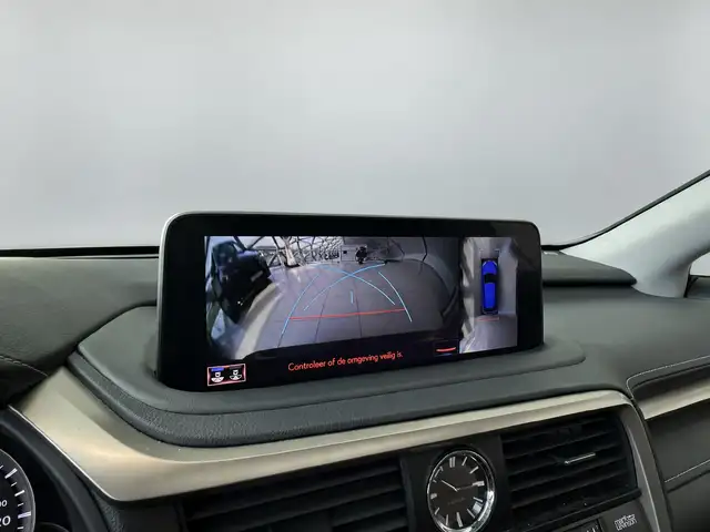 Lexus RX view 13